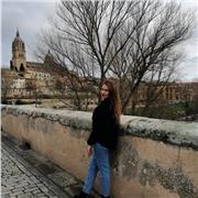 Graduada en Filología Hispánica ofrece clases particulares a domicilio para primaria, ESO o bachillerato